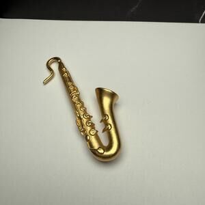 Signed KJL Gold Tone Saxophone Musical Instrument Brooch Pin Kenneth Jay Lane